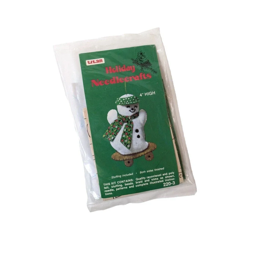 Vintage Titan Holiday Needlecrafts Felt‎ Ornament Kit Skateboarding Snowman NOS